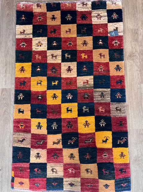 Gabbeh. 189 x 108cm £820-4