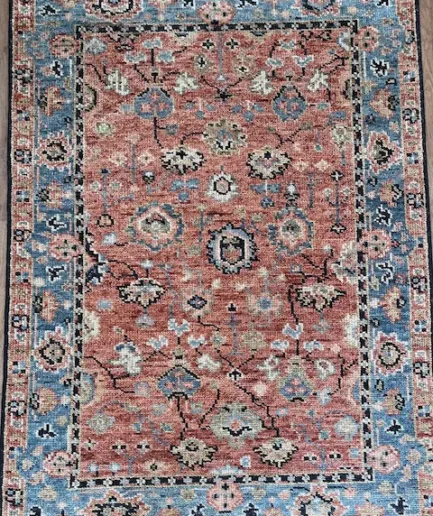 Ushak - 201 x146cm