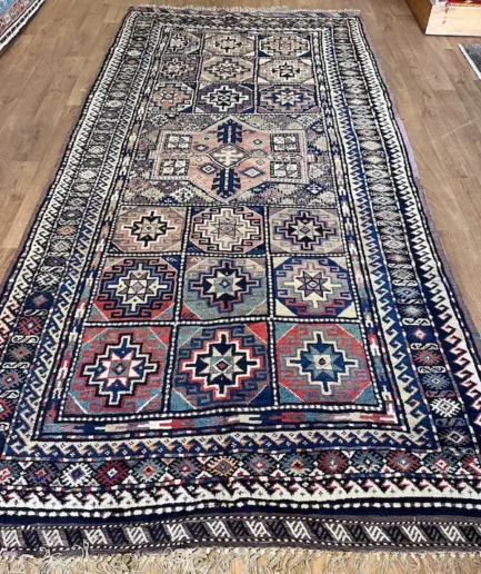 Gouchan - 307 x 152 cm